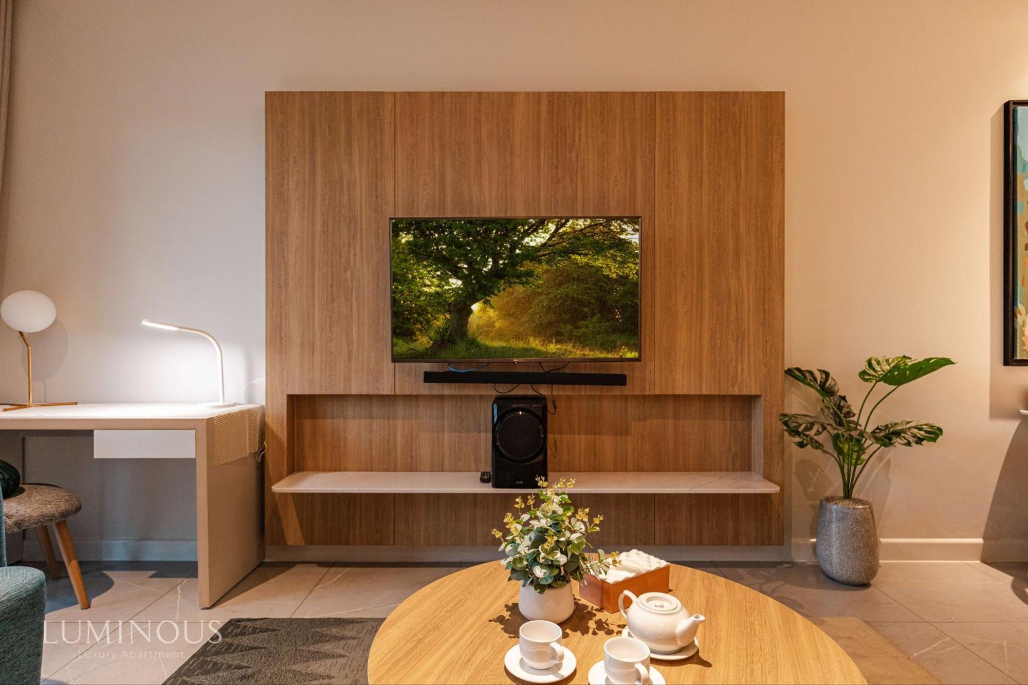 Luxury 3Br 6Br D1Mension & Zenity In District 1 Freepoolsaunagym Хошимін Екстер'єр фото