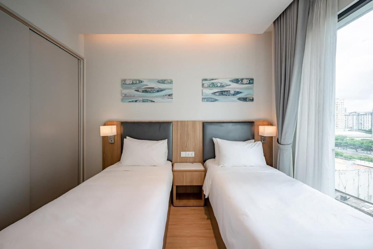 Luxury 3Br 6Br D1Mension & Zenity In District 1 Freepoolsaunagym Хошимін Екстер'єр фото